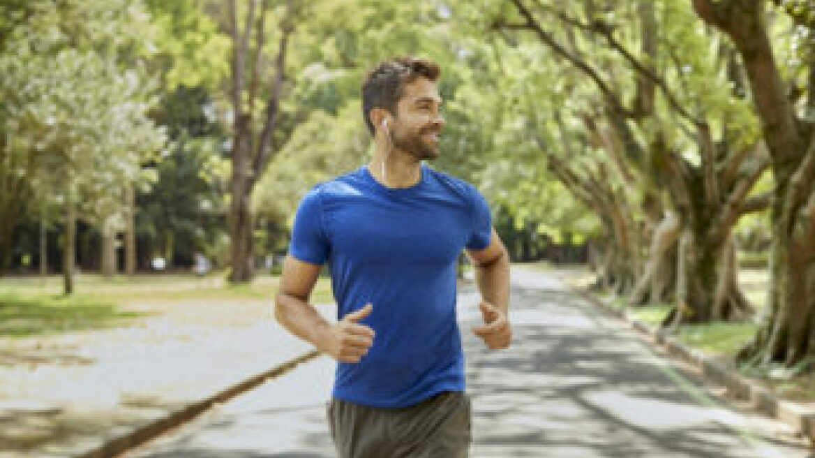 Αερόβια ή προπόνηση με βάρη; Ποια «σώζει» την καρδιά – Ελληνική μελέτη απαντά