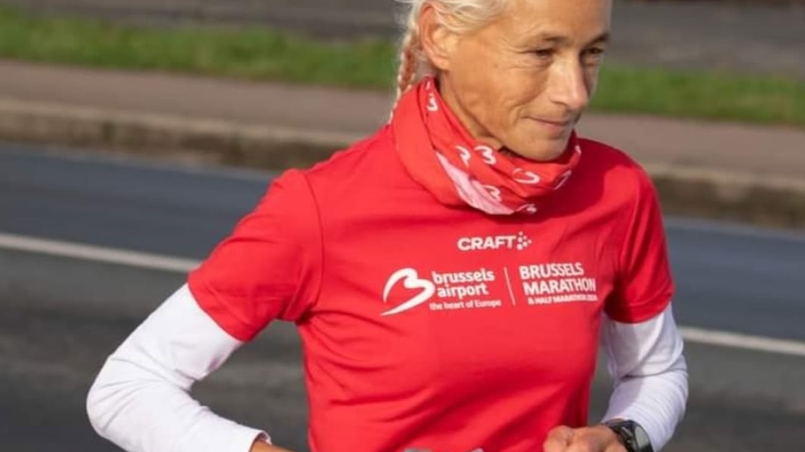 Η 55χρονη που μπήκε στο Γκίνες γιατί για έναν χρόνο έτρεχε καθημερινά Μαραθώνιο