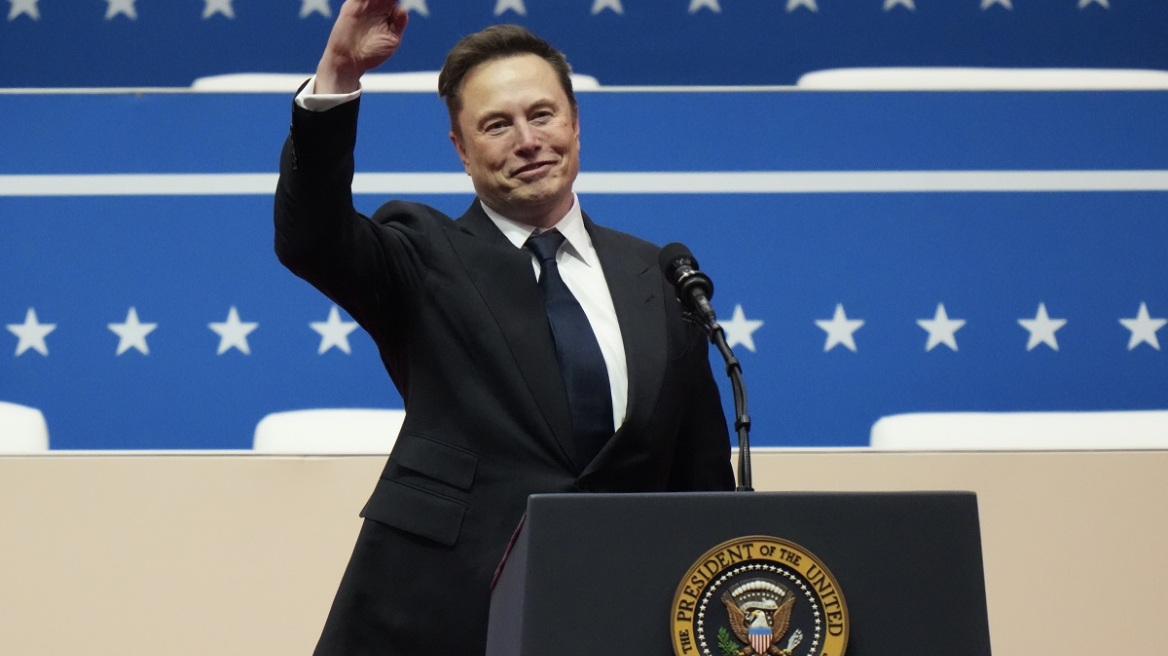 Ίλον Μασκ: Η χειρονομία του ήταν ναζιστική; Τι απάντησε ο ίδιος