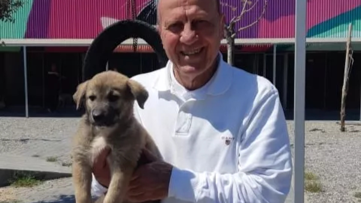 Το άλλο πρόσωπο του Μίμη Δομάζου – Φιλόζωος, αγωνιστής για τα δικαιώματα των ζώων