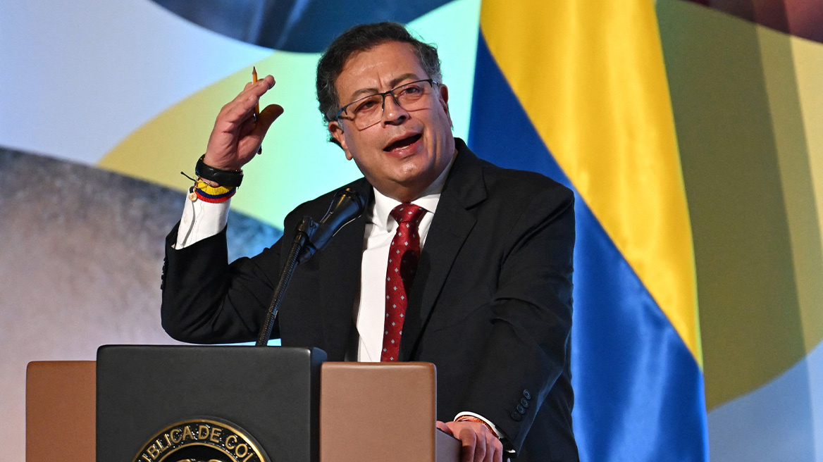 Η Κολομβία έκανε πίσω μετά τους δασμούς Τραμπ - Στέλνει το προεδρικό αεροσκάφος για την επιστροφή μεταναστών