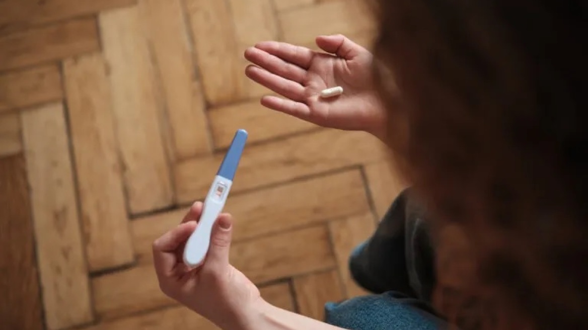 (Δεν) Πρέπει να Μιλήσουμε για τις Αμβλώσεις