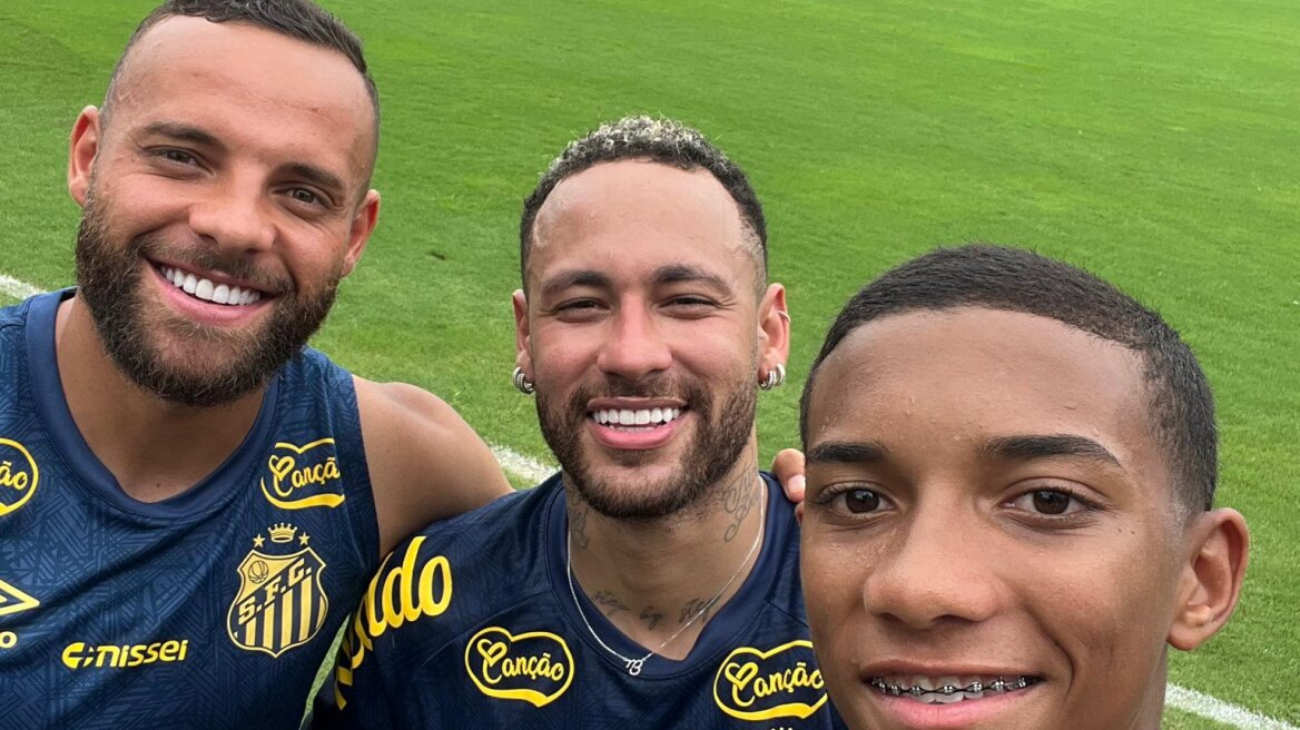 Ο Νεϊμάρ πήγε στην πρώτη προπόνηση της Σάντος με... ελικόπτερο - Δείτε βίντεο