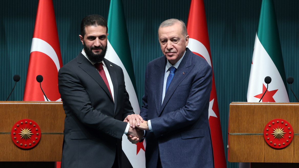 Κεντρικό θέμα οι Κούρδοι στη συνάντηση Ερντογάν - Αλ Σάρα: Θέλουμε «βαθιά στρατηγική συνεργασία» είπε ο Σύρος πρόεδρος