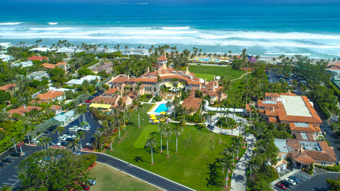 Mar-A-Lago: H έπαυλη του Τραμπ – Την αγόρασε για 10 εκατ. το 1985 και σήμερα αξίζει πάνω από 1 δισ.
