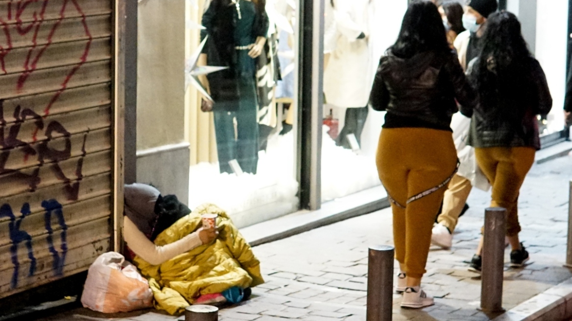 Δήμος Αθηναίων: Σε ετοιμότητα για την προστασία αστέγων από τις χαμηλές θερμοκρασίες