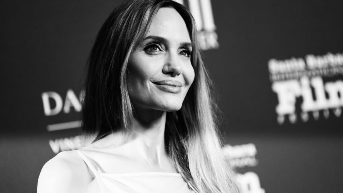 Αντζελίνα Τζολί: Η τρυφερή αφιέρωση στη μητέρα της κατά τη βράβευσή της