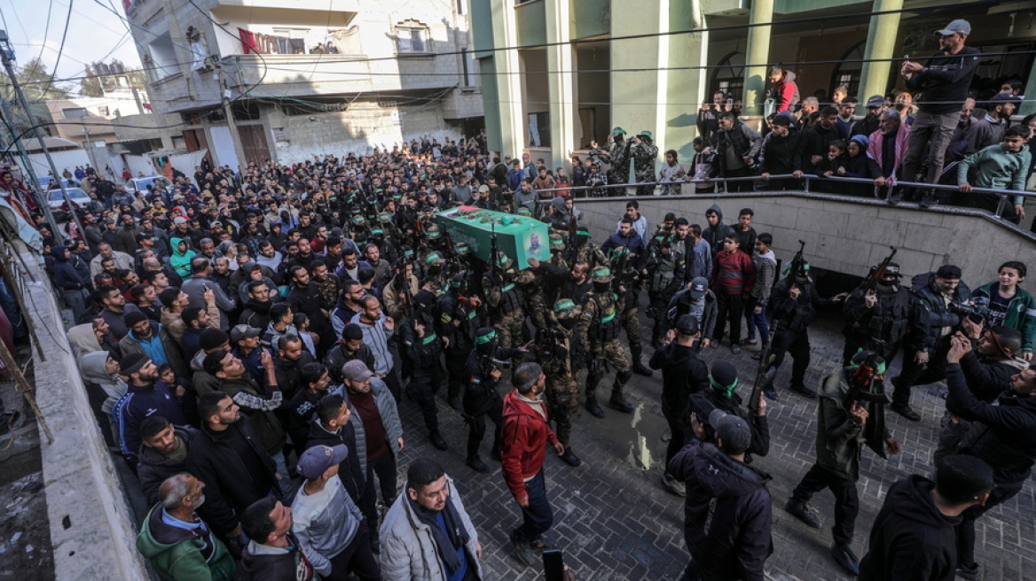 Γάζα: Πλήθος κόσμου στην κηδεία του Μαρουάν Ίσα, ηγετικού στελέχους της ένοπλης πτέρυγας της Χαμάς