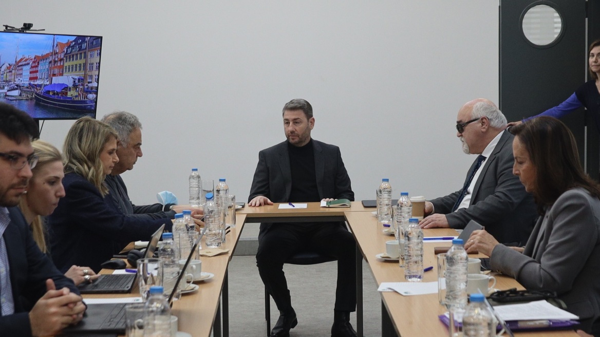 ΠΑΣΟΚ: Το μήνυμα Ανδρουλάκη μετά την επίθεση στον ΣΥΡΙΖΑ για τα περί «πλημμελήματος» από την Γεροβασίλη