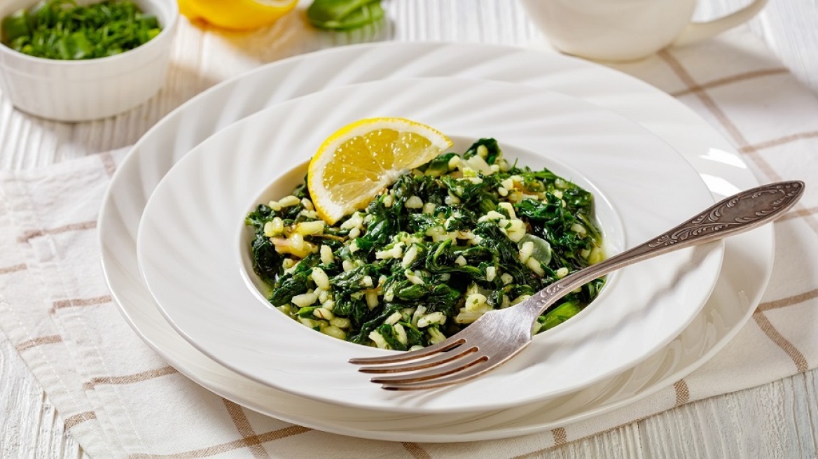 Σπανακόρυζο: Πώς να πείσουμε το παιδί μας να το φάει