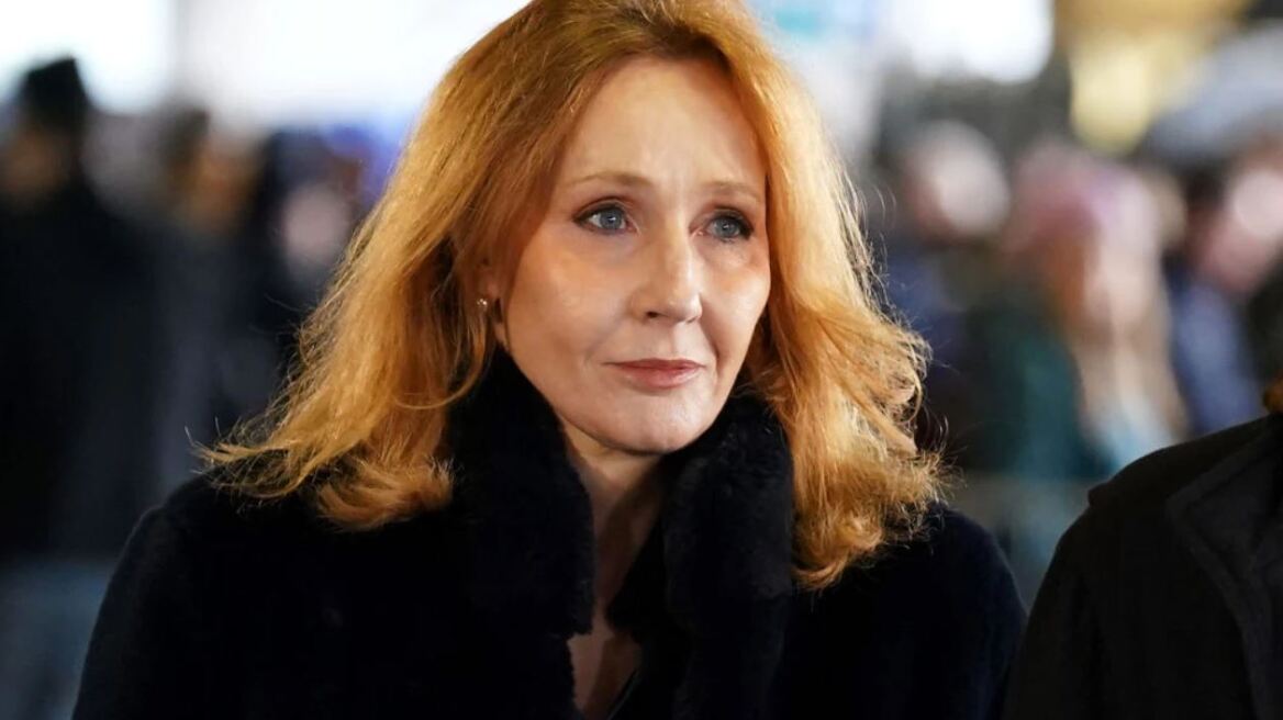 Τζ. Κ. Ρόουλινγκ: Η συγγραφέας του «Harry Potter» κατηγορεί την Αριστερά ότι «καταστρέφει» τα γυναικεία δικαιώματα