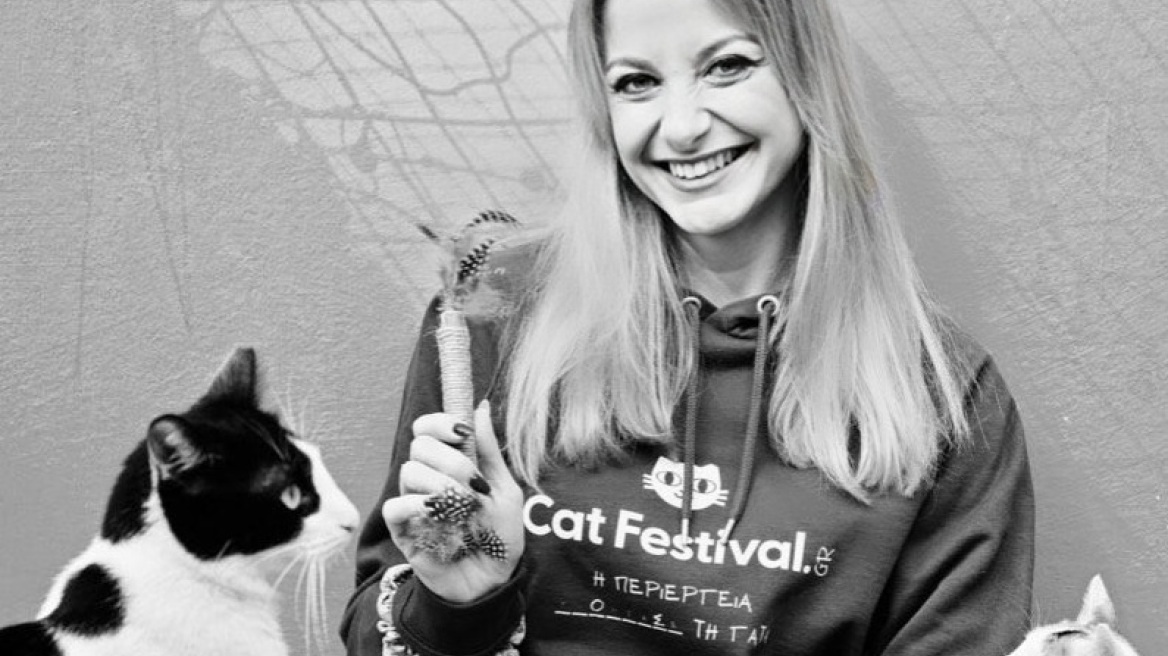 Πήγαμε στο πρώτο Cat Cafe στην Αθήνα: Η Ναταλί το ετοίμασε με τόση αγάπη, με τον σύντροφό της, που το έβαφε ετοιμόγεννη