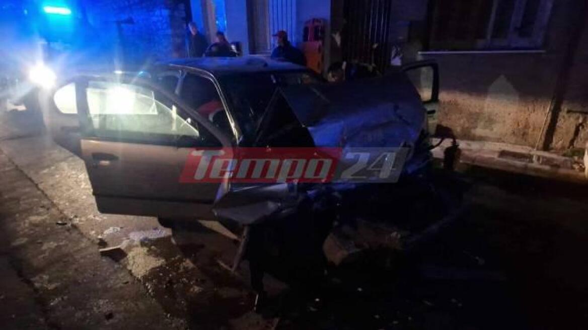 Αυτοκίνητο εκτός ελέγχου παρέσυρε μηχανάκι και καρφώθηκε σε λεωφορείο στην Πάτρα