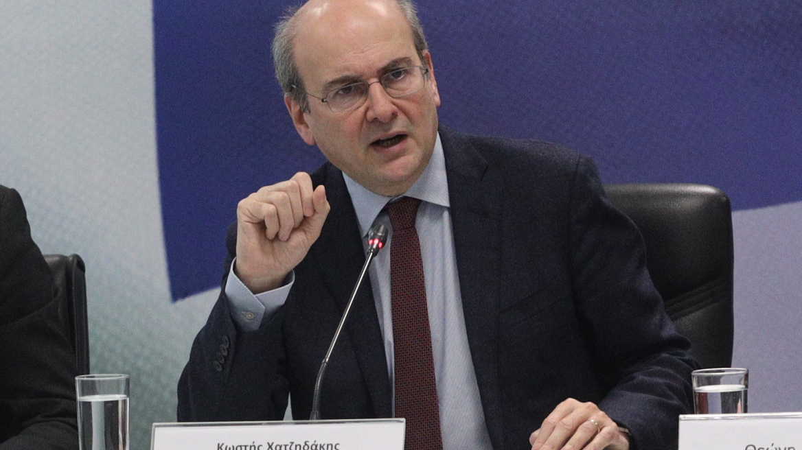 Τρία νέα φορολογικά κίνητρα για την ενίσχυση του Χρηματιστηρίου ανακοίνωσε ο Χατζηδάκης