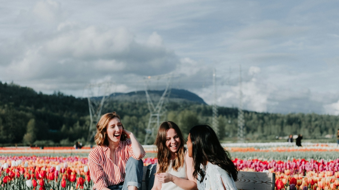 Η αλληλεπίδρασή μας με τους άλλους λειτουργεί ως μέσο αυτοφροντίδας