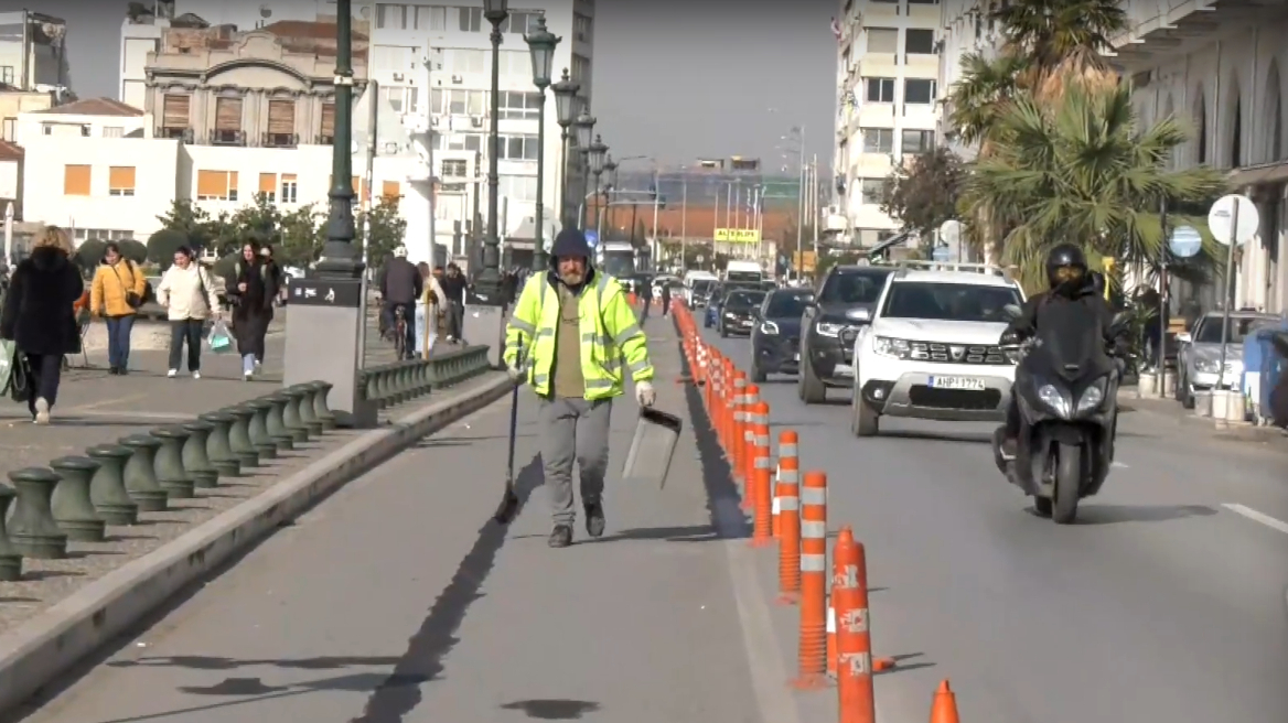 Τέλος ο ποδηλατόδρομος στη λεωφόρο Νίκης, στη Θεσσαλονίκη