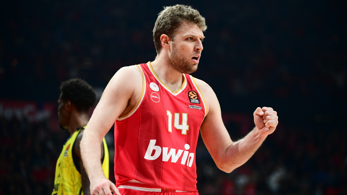 Βεζένκοφ: «Πολύ σημαντικό για τον Ολυμπιακό να κατακτά τίτλους στα 100 του χρόνια»