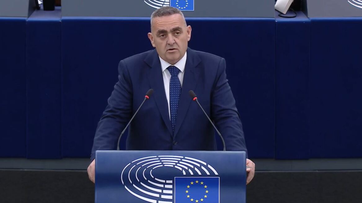 Μπελέρης: Έχουμε ηθική και πολιτική ευθύνη να αποκαταστήσουμε την αλήθεια για τους αγνοούμενους σε Κύπρο και Αλβανία