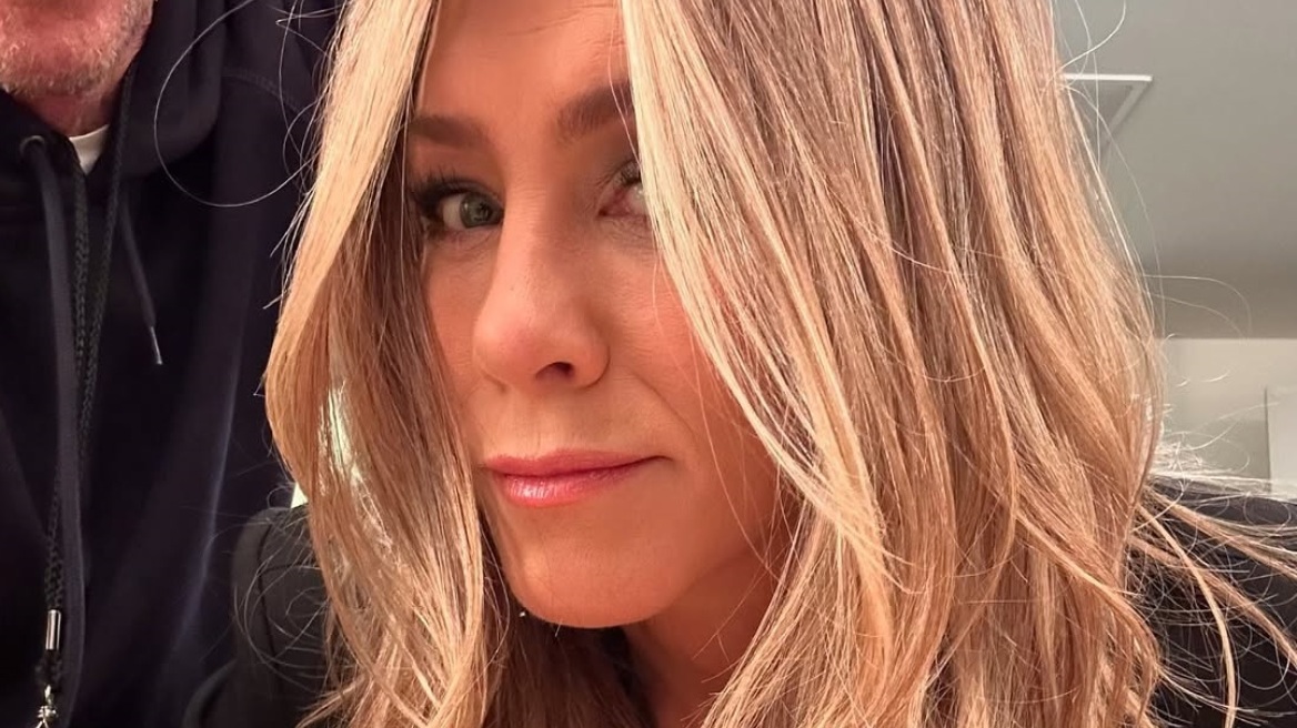 Η Τζένιφερ Άνιστον ως νήπιο σε ασπρόμαυρη φωτογραφία - Η ανάρτηση της ηθοποιού