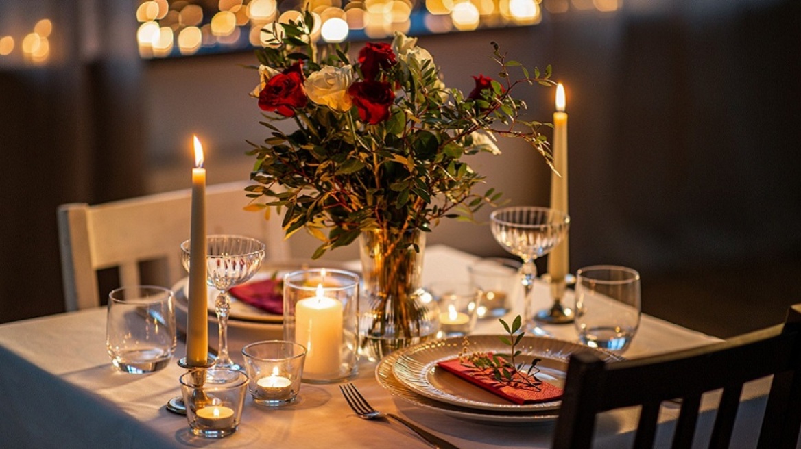 Άγιος Βαλεντίνος στο σπίτι; Ναι – Πώς ένα ρομαντικό δείπνο έρχεται στην πόρτα σας