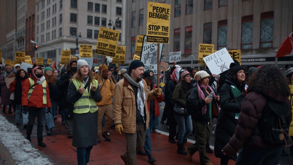 Στο στόχαστρο του Τραμπ μετά το Ιλινόι και η Νέα Υόρκη, πολιτεία που προστατεύει μετανάστες 
