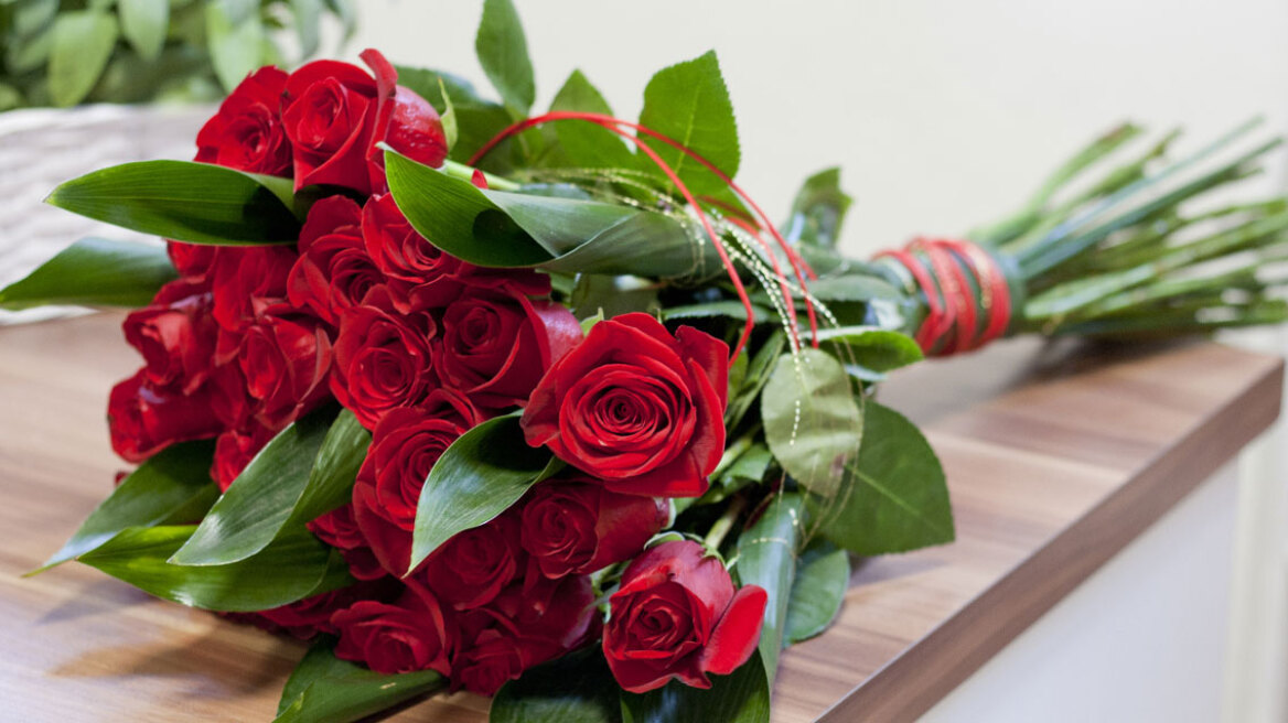 Φρέσκα τριαντάφυλλα: Τα βελούδινα και τα ανθεκτικά είδη