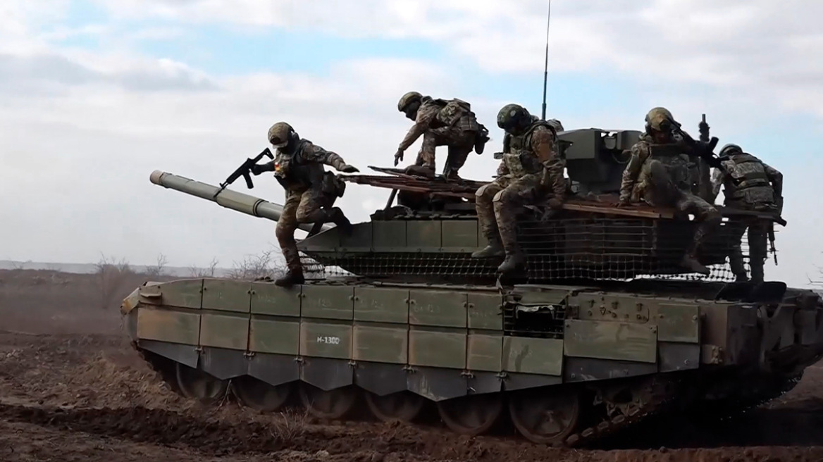 Ρωσικά στρατεύματα κατέλαβαν τέσσερα άδεια χωριά στη βόρεια Ουκρανία 