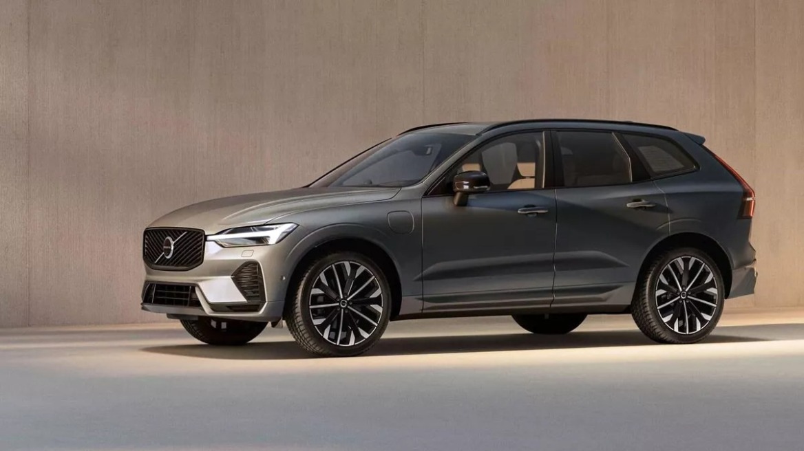 Η Volvo ανανεώνει το XC60