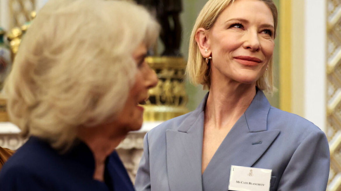H Κέιτ Μπλάνσετ φόρεσε γκρι κοστούμι για μια επίσκεψη στο παλάτι του Μπάκιγχαμ