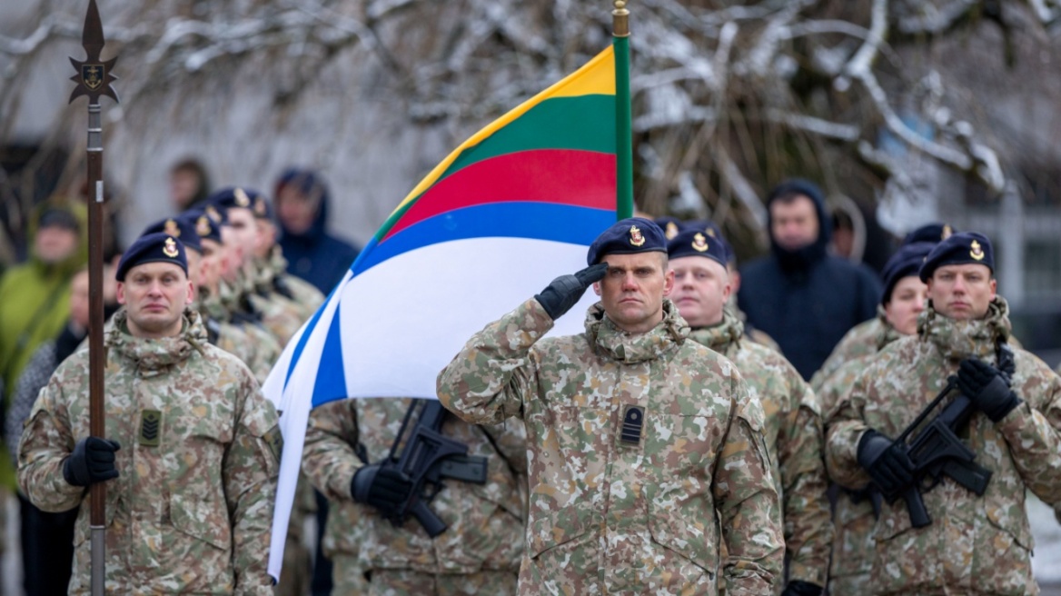 Η Ευρωπαϊκή Τράπεζα Επενδύσεων θα συνεισφέρει κεφάλαια για την κατασκευή βάσης του στρατού της Γερμανίας στη Λιθουανία 