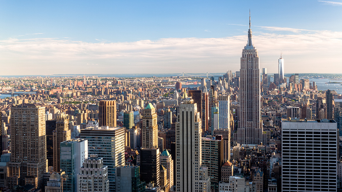 Έρευνα: Πόσα χρήματα χρειάζεστε αν θέλετε να ζήσετε στην Αθήνα και άλλες 12 μεγάλες πόλεις το 2025