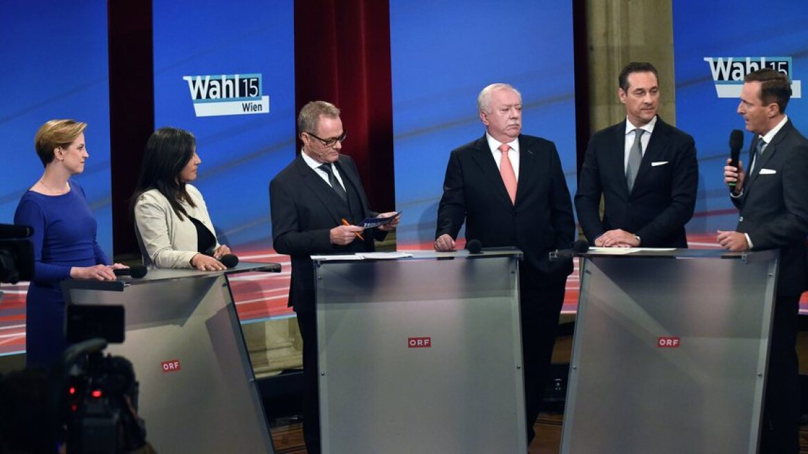 Αυστρία: Προς τρικομματικό συνασπισμό με κεντροδεξιoύς, σοσιαλδημοκράτες και φιλελεύθερους