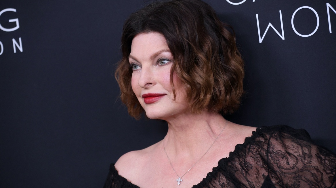 Λίντα Εβαντζελίστα: Πώς κατάφερε να νιώσει ξανά όμορφη μετά τη μαστεκτομή - Η βοήθεια από τις φίλες της