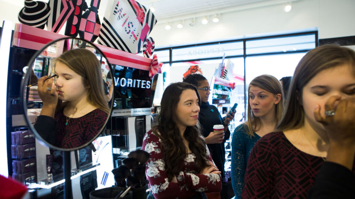 Καλιφόρνια: Νομοσχέδιο για απαγόρευση προϊόντων αντιγήρανσης σε έφηβες