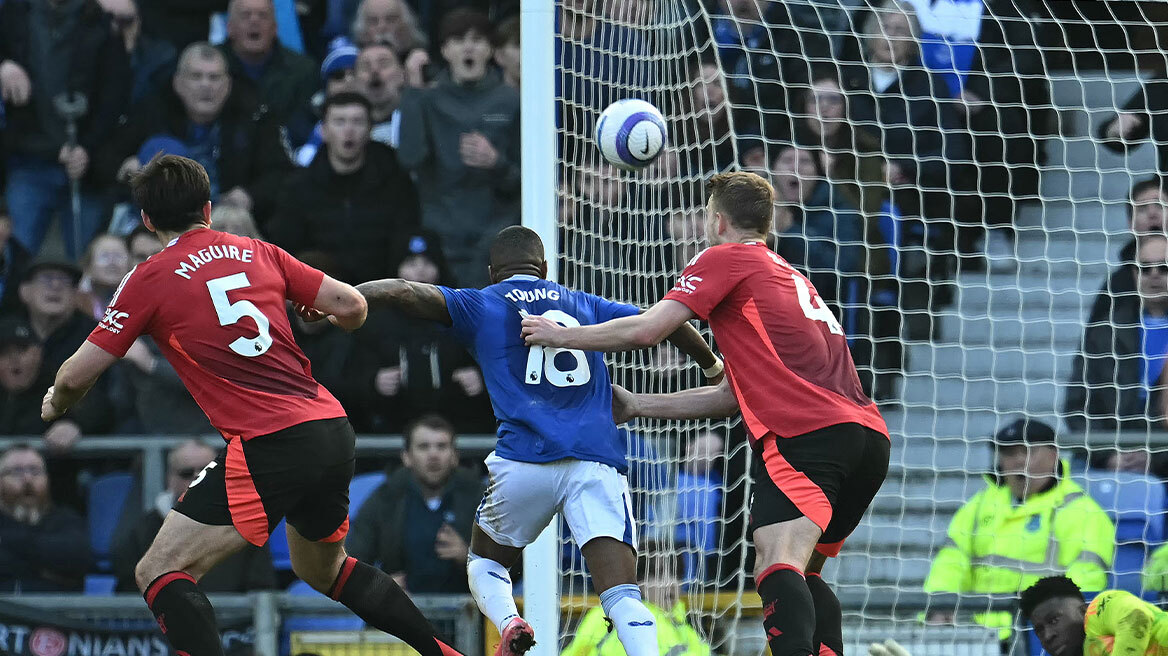 Έβερτον - Μάντσεστερ Γιουνάιτεντ 2-2: Ξύπνησε αργά η ομάδα του Αμορίμ - Δείτε τα γκολ 