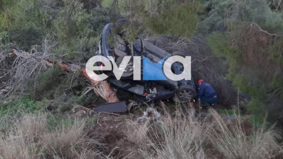 Τροχαίο στην Εύβοια: Αυτοκίνητο έπεσε σε πλαγιά – Τραυματίστηκε ένα άτομο