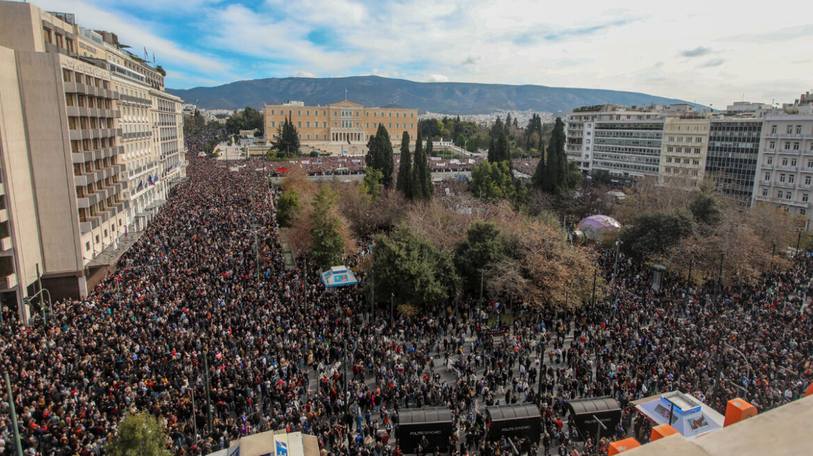 Τέμπη: Εισαγγελική έρευνα για τις αναρτήσεις που προτρέπουν σε βιαιοπραγίες τη μέρα των συγκεντρώσεων