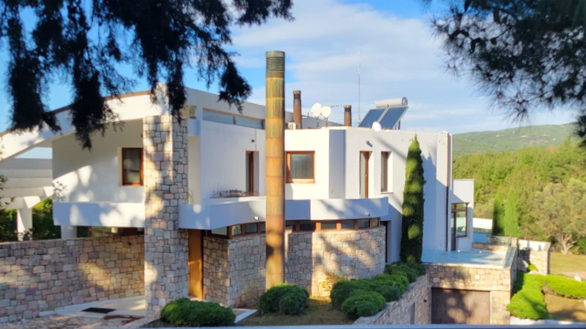 Οικογένεια Καματάκη: Συνεχίζονται οι περιπέτειες με σφυρί για ακίνητο στο Πανόραμα