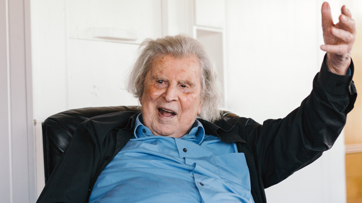 Οι ηθοποιοί τραγουδούν Μίκη Θεοδωράκη 