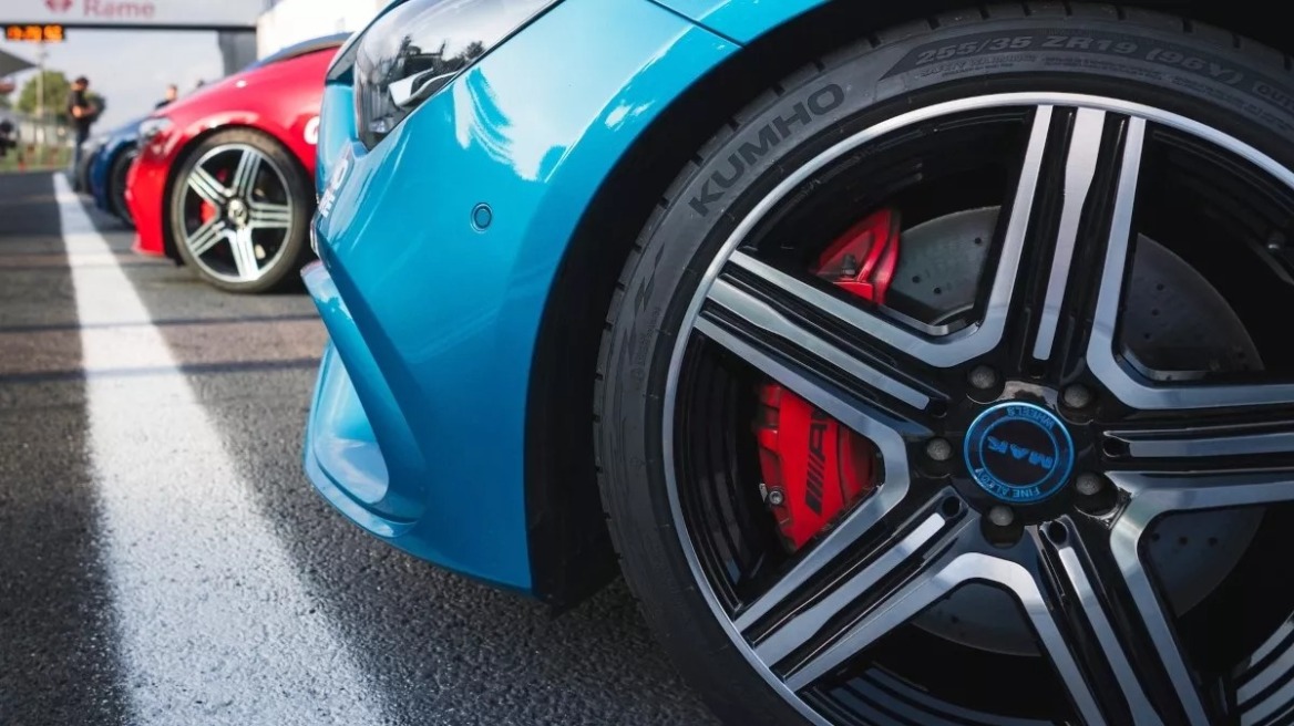 Νέο ελαστικό υπερυψηλών επιδόσεων από την Kumho
