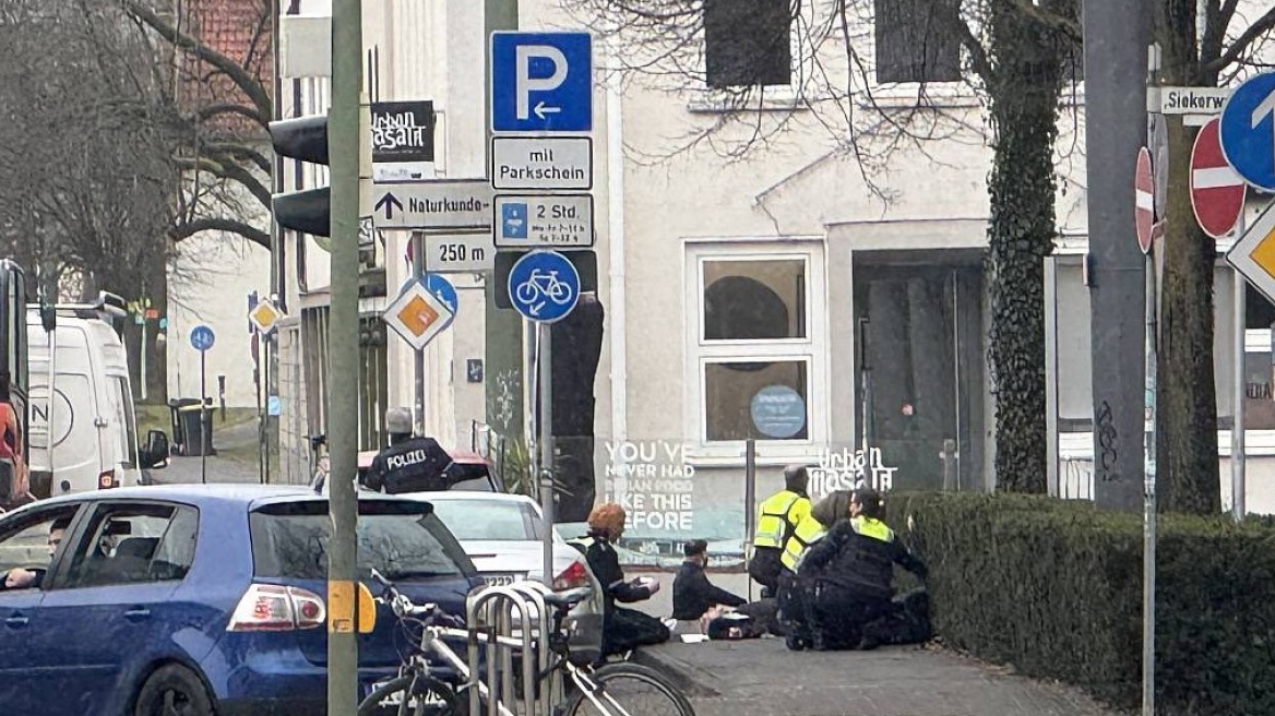 Πυροβολισμοί έξω από δικαστήριο στο Μπίλεφελντ στη διάρκεια δίκης για τη δολοφονία ενός πυγμάχου