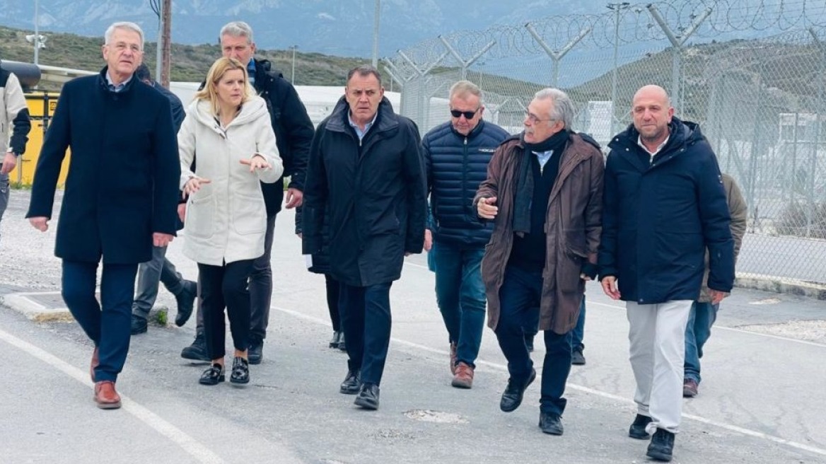 Παναγιωτόπουλος: Στόχος μας την επόμενη εβδομάδα να φιλοξενούνται στη δομή της Σάμου λιγότερα από 3.000 άτομα