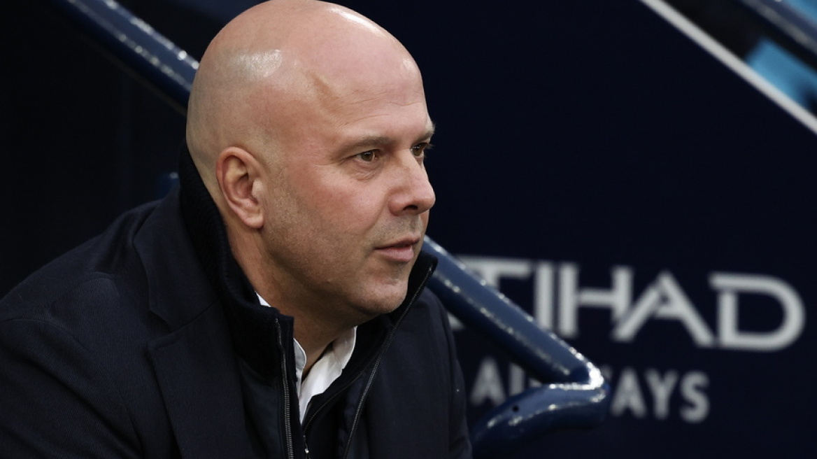 Τιμωρήθηκε με δύο αγωνιστικές ο Σλοτ - Τα δύο παιχνίδια που δεν θα καθίσει στον πάγκο της Λίβερπουλ