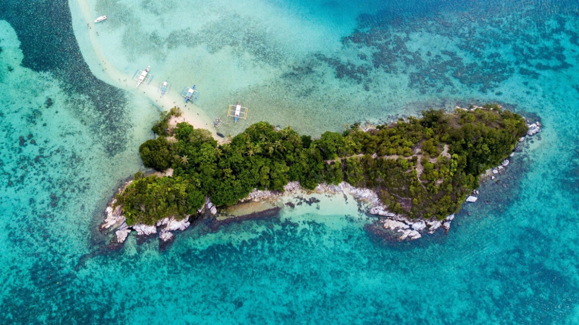 Το νησί που απαγορεύεται να επισκεφθεί άνθρωπος: Φιλοξενεί 4.000 δηλητηριώδη φίδια του κόσμου (vid)