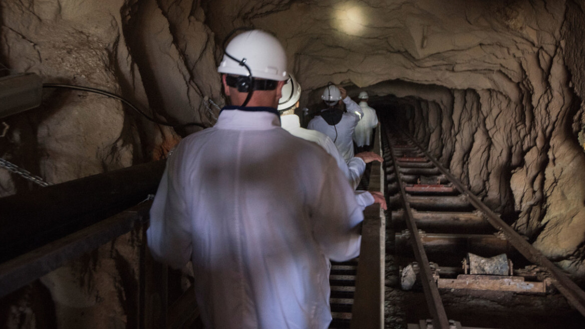 Ποιες είναι οι 17 σπάνιες γαίες που παραχωρεί ο Ζελένσκι στον Τραμπ - Ο γεωπολιτικός θησαυρός απέναντι στην κυριαρχία της Κίνας