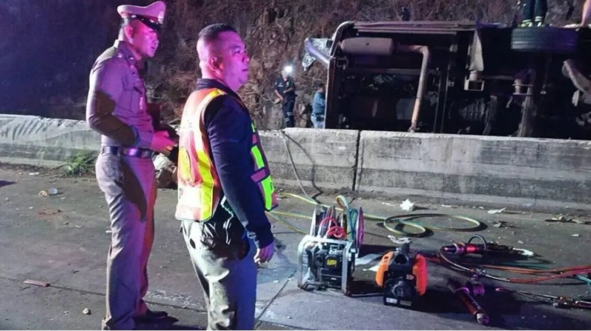 Τραγωδία στην Ταϊλάνδη: 18 νεκροί σε τροχαίο με λεωφορείο που είχε πρόβλημα με τα φρένα