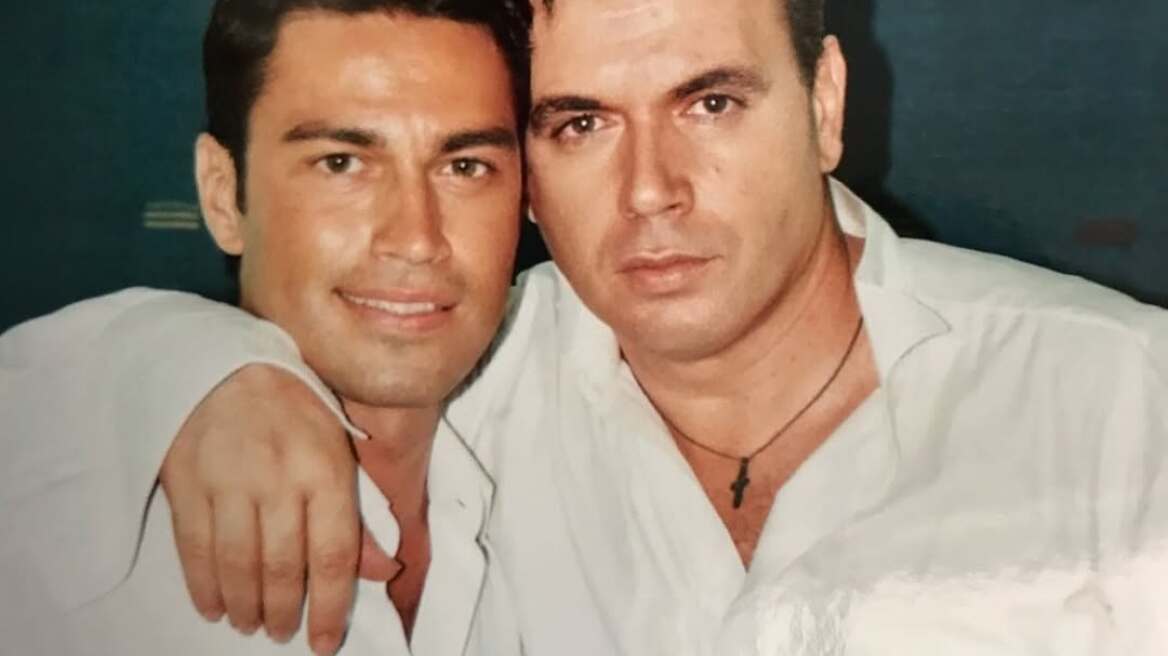 Μανώλης Λιδάκης: Πώς τον αποχαιρέτισαν οι διάσημοι φίλοι του - Οι συγκινητικές αναρτήσεις και οι φωτογραφίες από τα παλιά