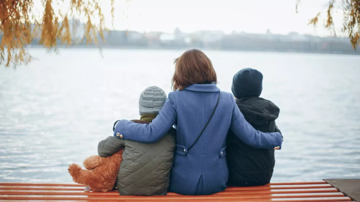 Η Μ. και ο γιος της είναι σπάνιοι – Κάθε μέρα ξεπερνά τα όρια του σώματός της και θέτει νέα, αυτά της ψυχής της