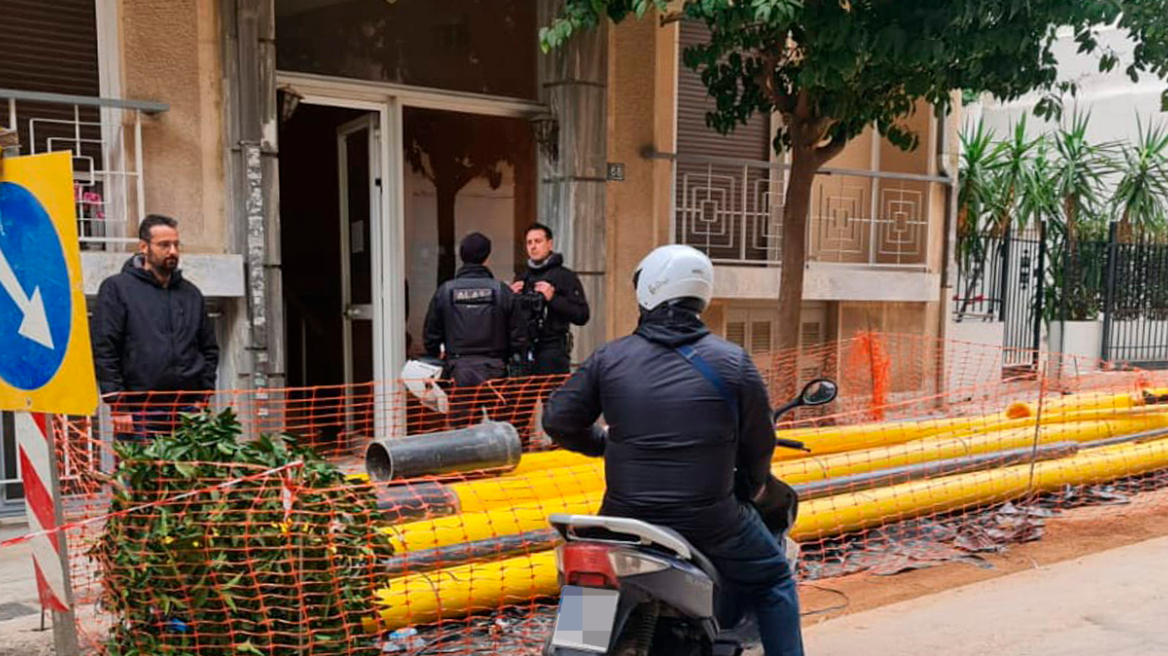 56χρονος δολοφόνησε την 84χρονη μητέρα του μέσα στο σπίτι τους στο Παγκράτι