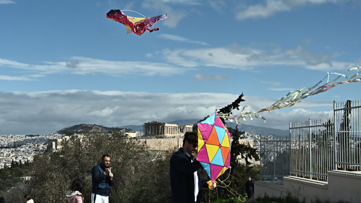 Φωτογραφίες - βίντεο: Κούλουμα στου Φιλοπάππου με Σαρακοστιανά από το δήμο Αθηναίων
